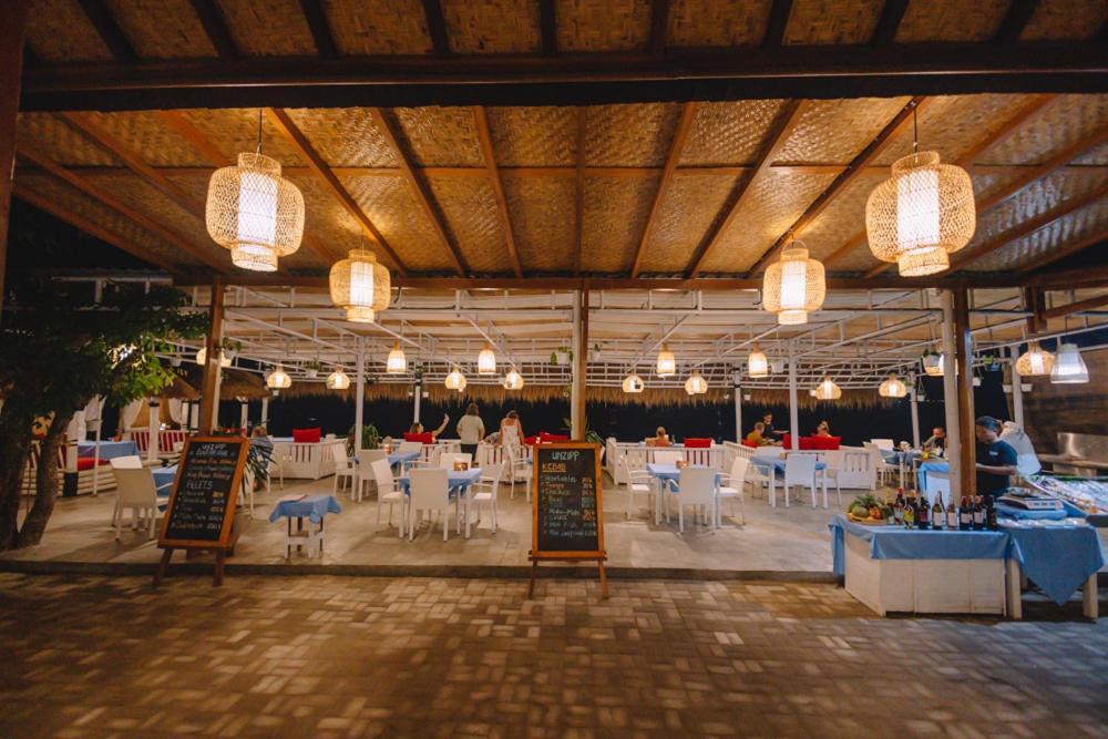 Unzipp Bungalows Gili Air Extérieur photo